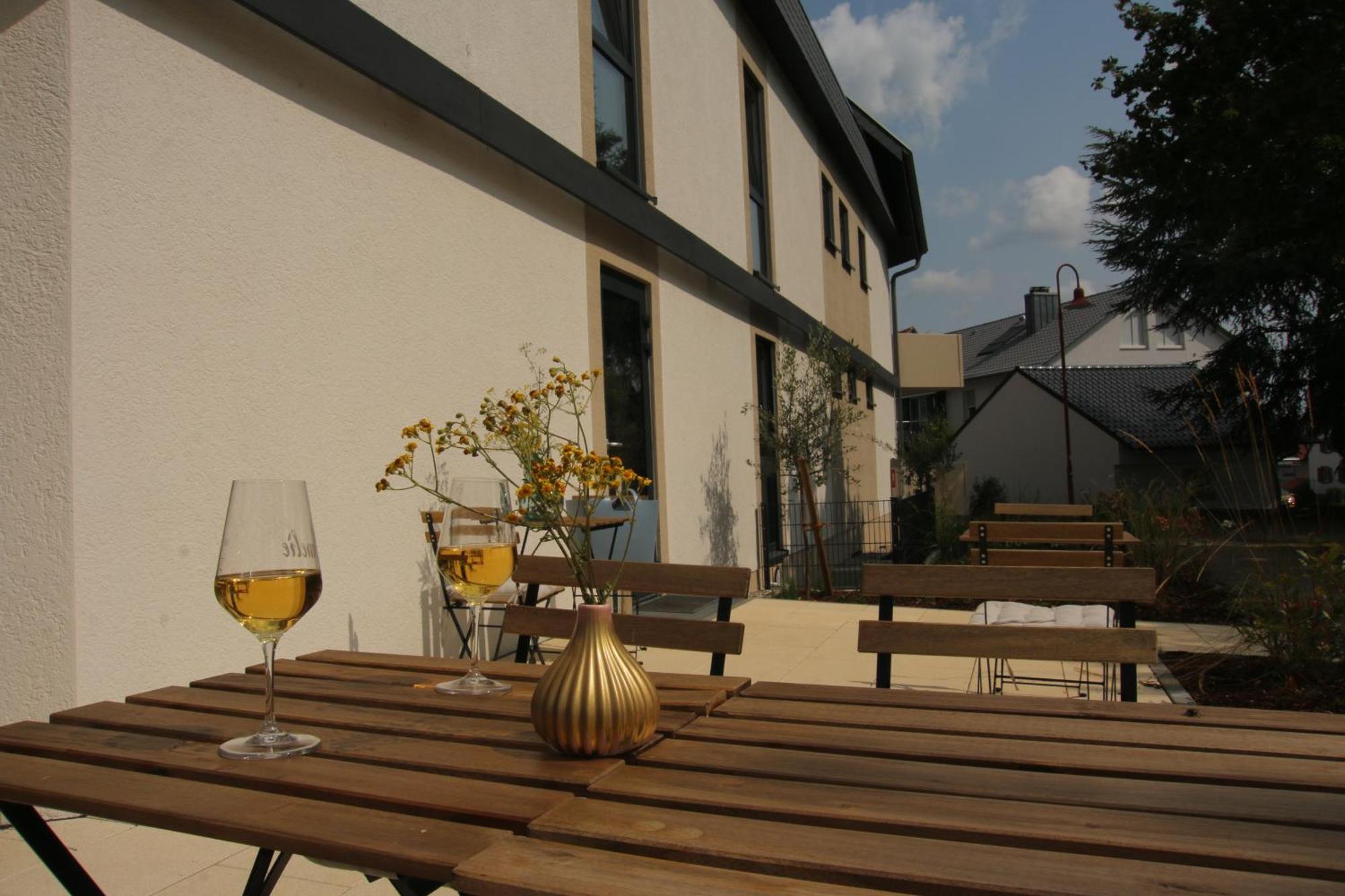 Amelie No 3 Hotel & Appartements Schweigen-Rechtenbach Eksteriør bilde