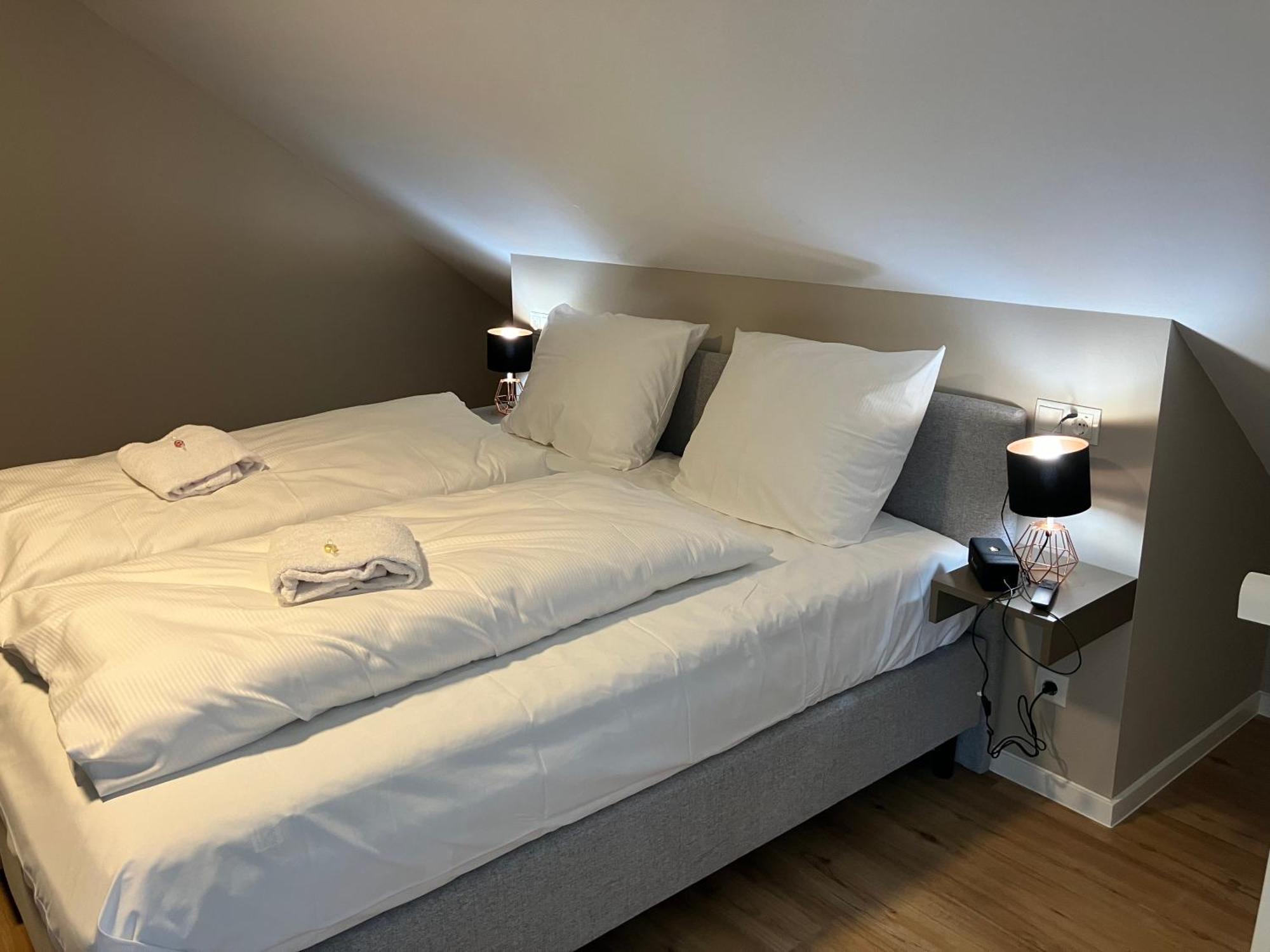 Amelie No 3 Hotel & Appartements Schweigen-Rechtenbach Eksteriør bilde