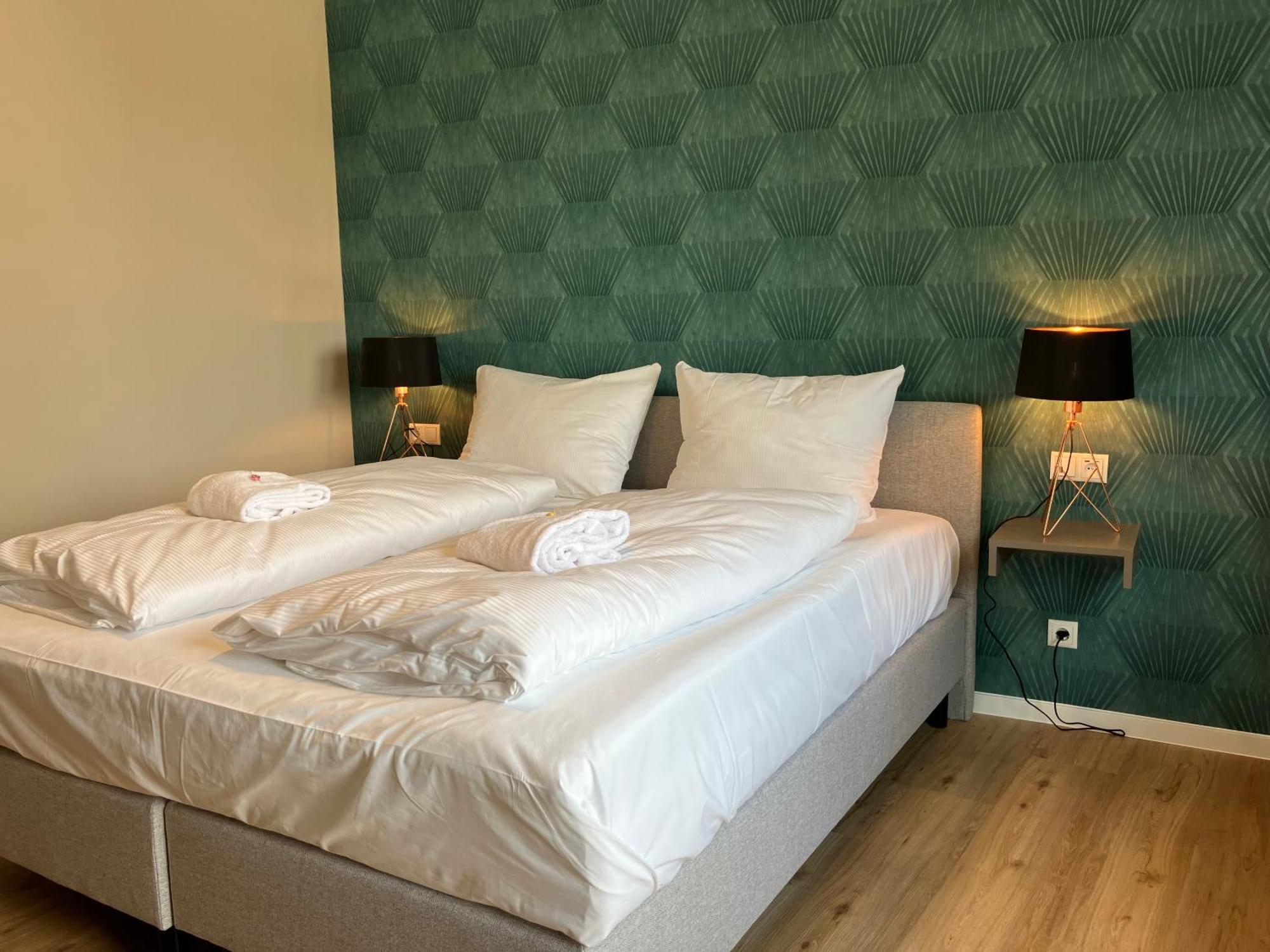 Amelie No 3 Hotel & Appartements Schweigen-Rechtenbach Eksteriør bilde